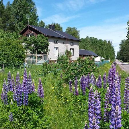 Tva Ekar Gard Bed & Breakfast Rada Exterior photo